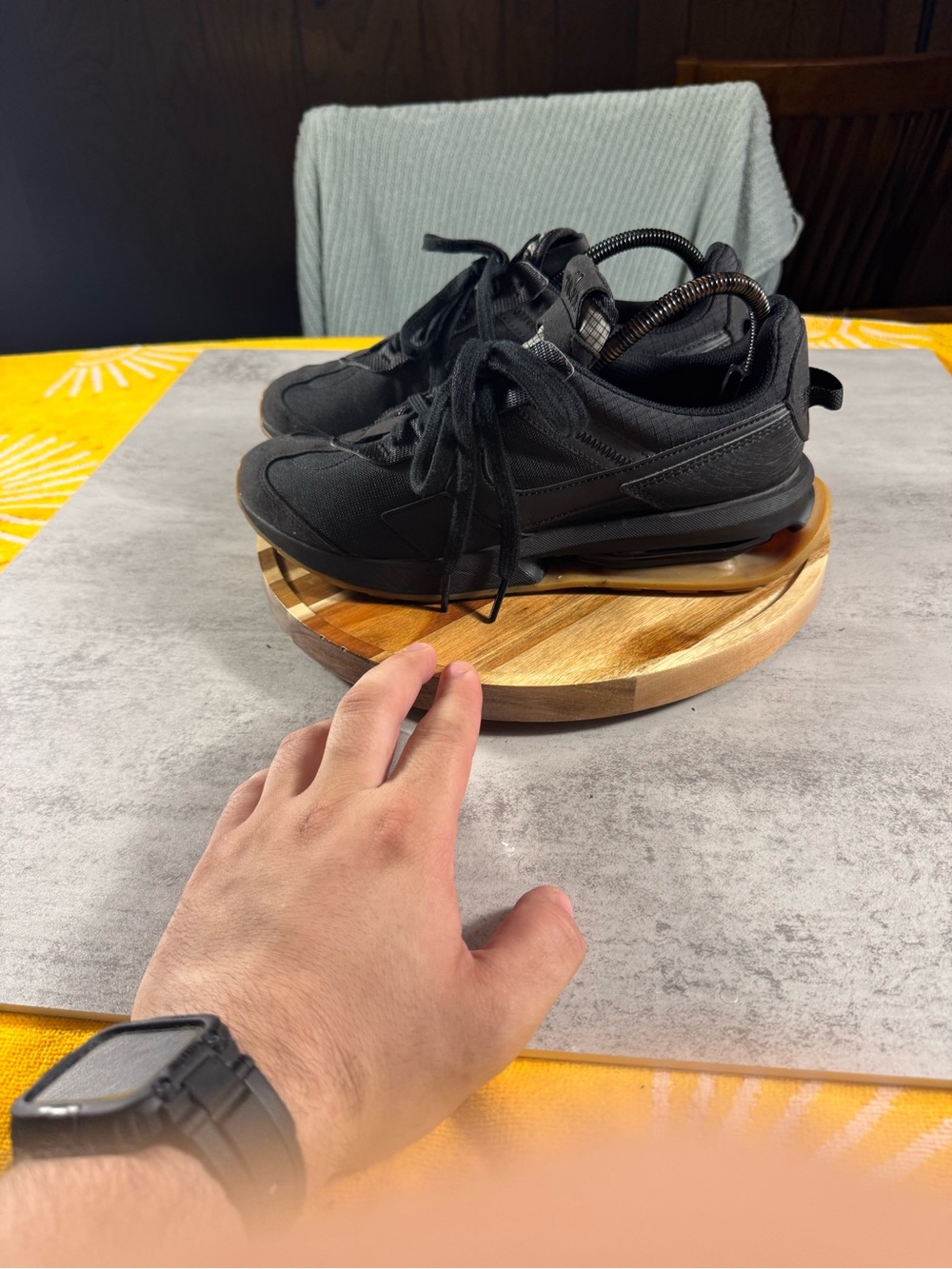 Nike Men's Air Max Pre-Day Shoes Men 8.5